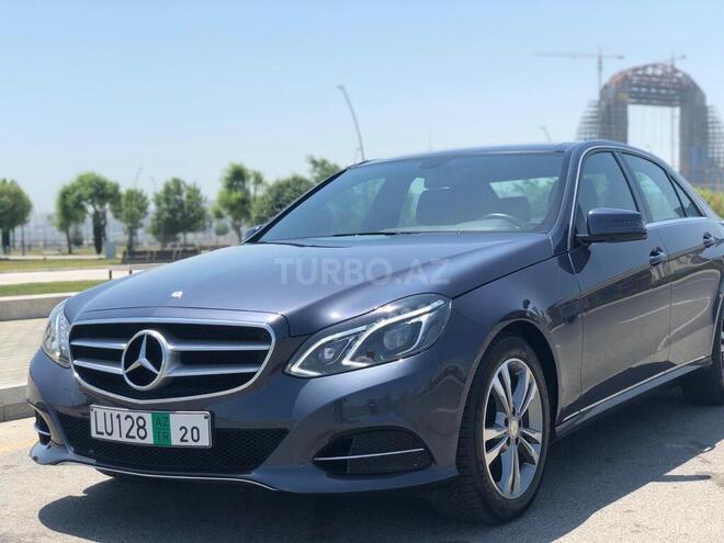 Mercedes E 220 2015, 211,000 km - 2.2 л - Bakı