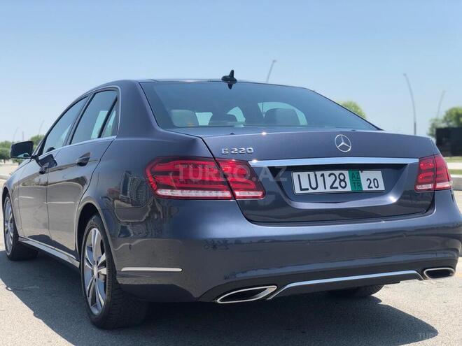 Mercedes E 220 2015, 211,000 km - 2.2 л - Bakı