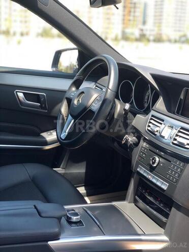 Mercedes E 220 2015, 211,000 km - 2.2 л - Bakı