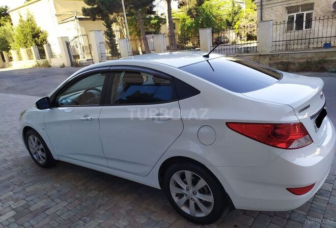 Hyundai Accent 2012, 150,000 km - 1.6 l - Bakı