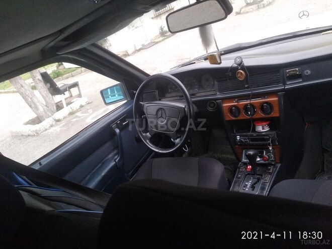 Mercedes 190 1993, 275,000 km - 2.0 l - Bakı