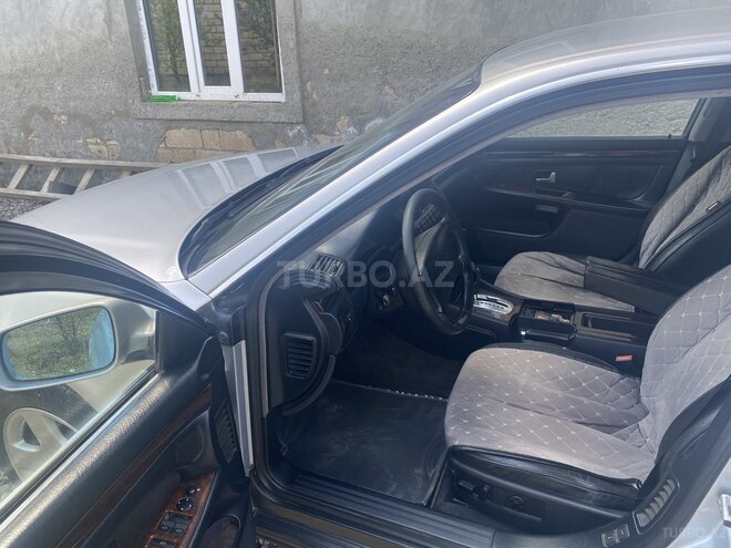 Audi A8 1997, 292,000 km - 2.8 l - Bakı