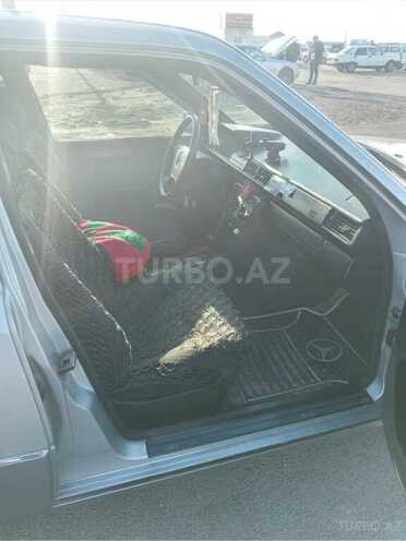 Mercedes E 200 1994, 438,683 km - 2.0 l - Bakı