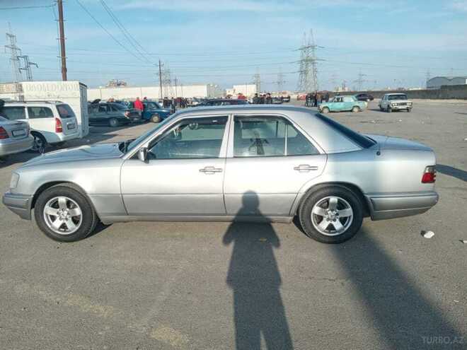 Mercedes E 200 1994, 438,683 km - 2.0 l - Bakı