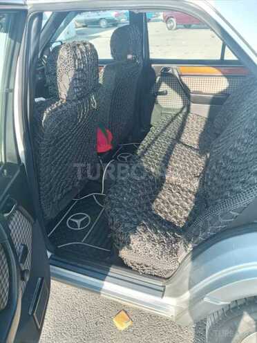 Mercedes E 200 1994, 438,683 km - 2.0 l - Bakı