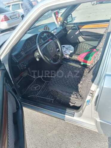 Mercedes E 200 1994, 438,683 km - 2.0 l - Bakı