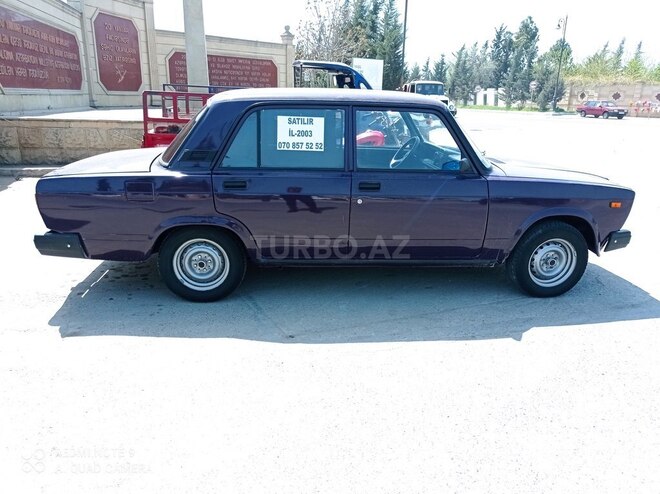LADA (VAZ) 2107 2003, 265,000 km - 1.5 л - Salyan