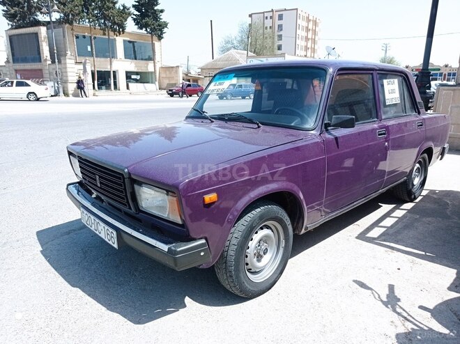 LADA (VAZ) 2107 2003, 265,000 km - 1.5 л - Salyan