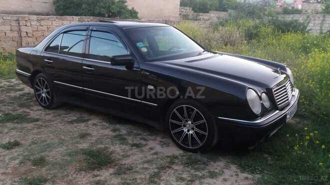 Mercedes E 240 1998, 290,000 km - 2.4 l - Bakı