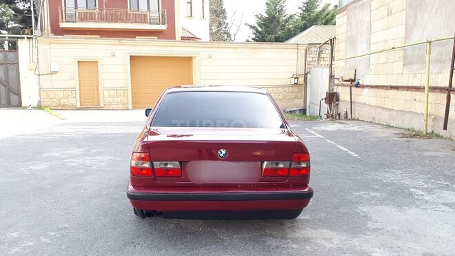 BMW 520 1991, 235,486 km - 2.0 l - Bakı
