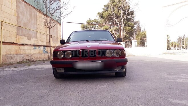 BMW 520 1991, 235,486 km - 2.0 l - Bakı