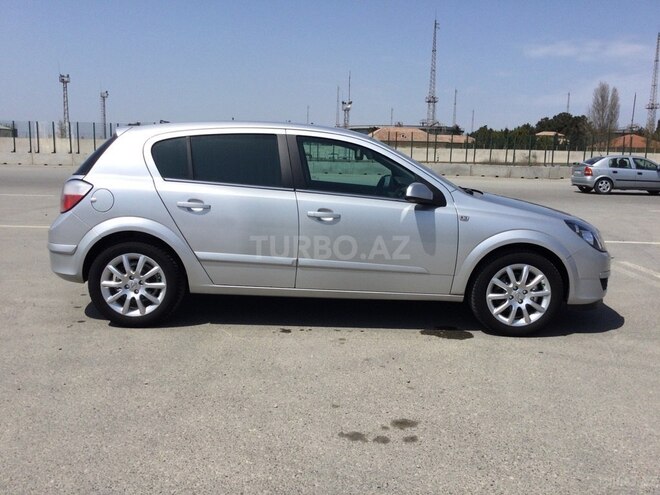 Opel Astra 2005, 120,000 km - 1.4 l - Bakı