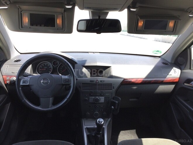 Opel Astra 2005, 120,000 km - 1.4 l - Bakı