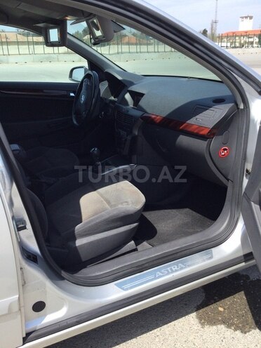Opel Astra 2005, 120,000 km - 1.4 l - Bakı
