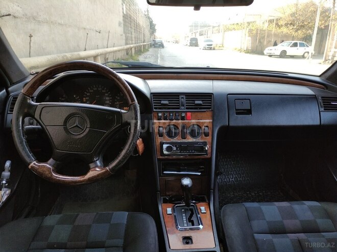 Mercedes C 220 1993, 422,222 km - 2.2 л - Bakı