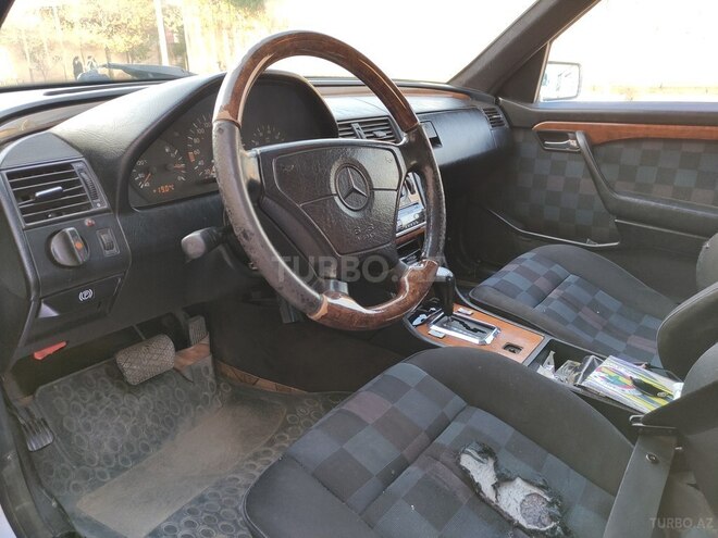 Mercedes C 220 1993, 422,222 km - 2.2 л - Bakı
