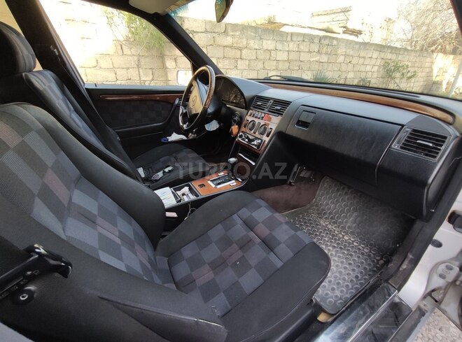 Mercedes C 220 1993, 422,222 km - 2.2 л - Bakı