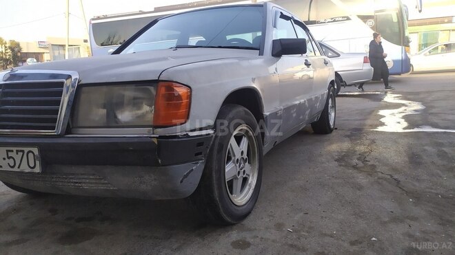 Mercedes 190 1985, 353,000 km - 2.0 л - Sumqayıt