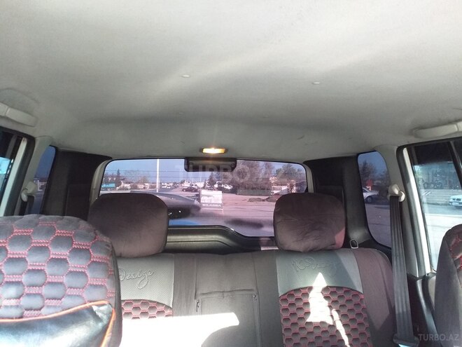 Mitsubishi Pajero io 2001, 247,365 km - 2.0 л - Şirvan