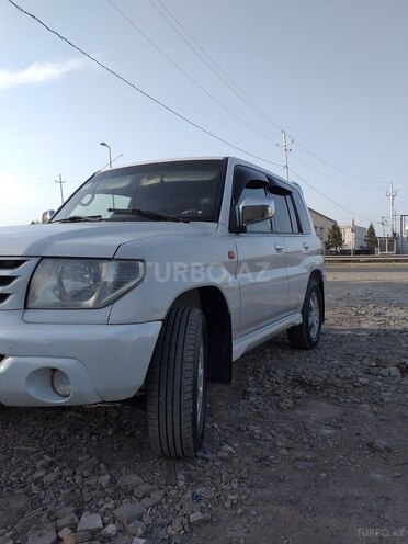 Mitsubishi Pajero io 2001, 247,365 km - 2.0 л - Şirvan