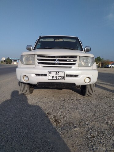 Mitsubishi Pajero io 2001, 247,365 km - 2.0 л - Şirvan
