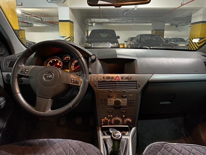 Opel Astra 2006, 256,647 km - 1.9 l - Bakı