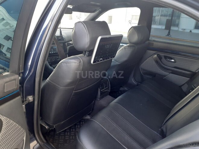 BMW 528 2001, 180,000 km - 2.8 l - Bakı