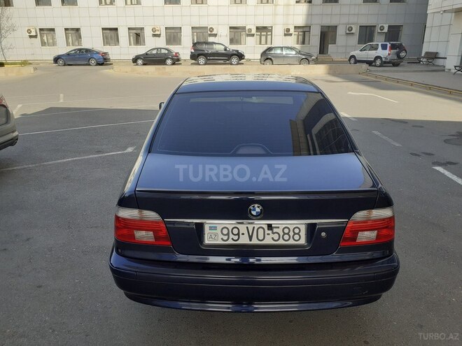 BMW 528 2001, 180,000 km - 2.8 l - Bakı