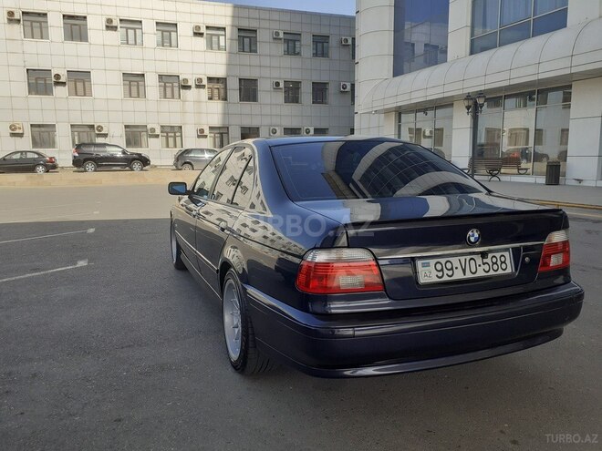 BMW 528 2001, 180,000 km - 2.8 l - Bakı