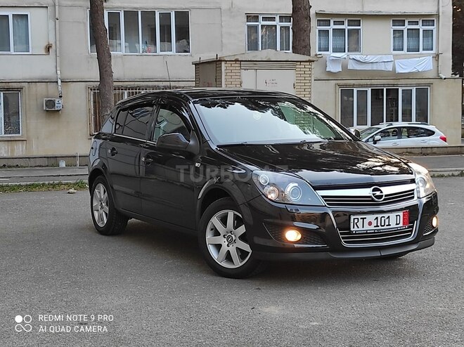 Opel Astra 2009, 146,000 km - 1.4 л - Bakı