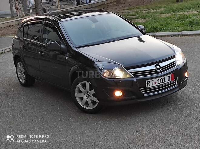 Opel Astra 2009, 146,000 km - 1.4 л - Bakı