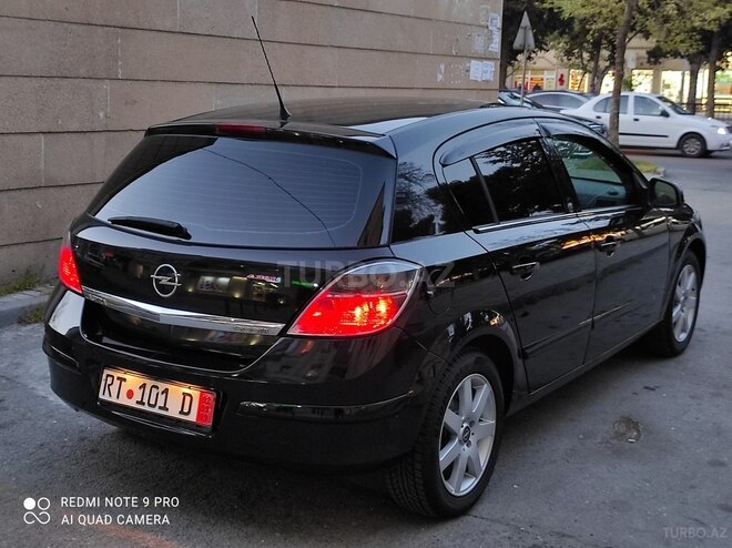 Opel Astra 2009, 146,000 km - 1.4 л - Bakı