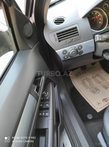 Opel Astra 2009, 146,000 km - 1.4 л - Bakı