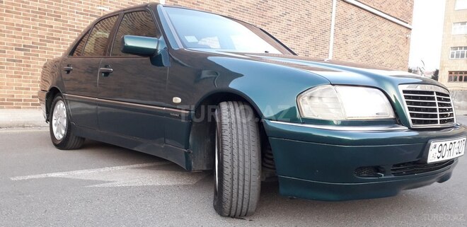 Mercedes C 220 1998, 385,000 km - 2.2 l - Bakı