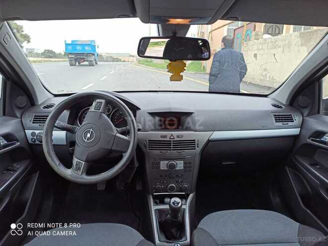 Opel Astra 2006, 174,000 km - 1.4 l - Bakı