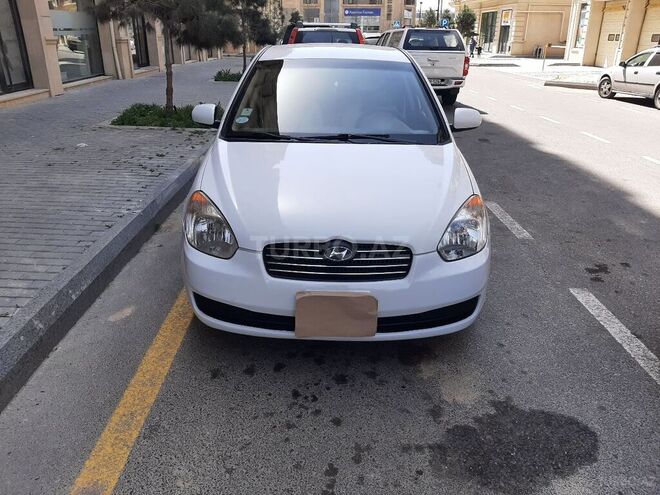 Hyundai Accent 2010, 267,000 km - 1.4 л - Bakı