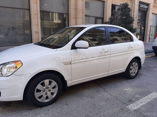 Hyundai Accent 2010, 267,000 km - 1.4 л - Bakı