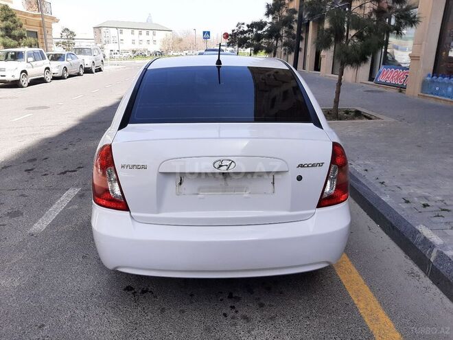 Hyundai Accent 2010, 267,000 km - 1.4 л - Bakı