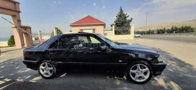 Mercedes C 200 2000, 229,800 km - 2.0 l - Bakı