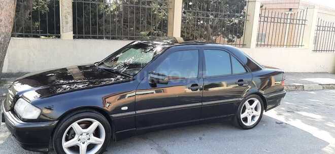 Mercedes C 200 2000, 229,800 km - 2.0 l - Bakı
