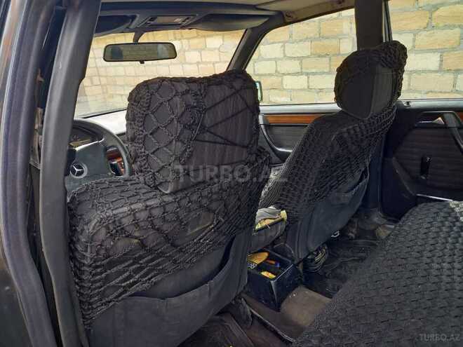Mercedes E 250 1990, 326,000 km - 2.5 l - Quba