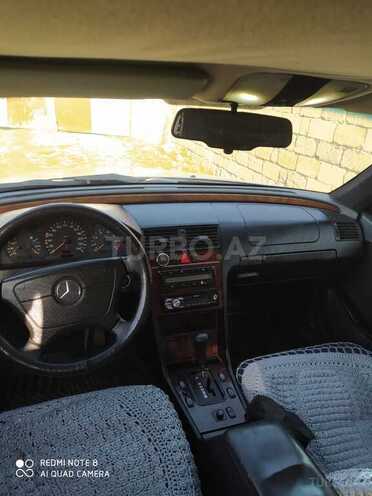 Mercedes C 220 1995, 280,000 km - 2.2 l - Bakı