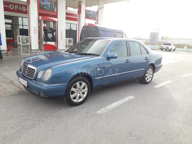 Mercedes E 220 1998, 265,398 km - 2.2 л - Sumqayıt