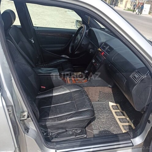 Mercedes C 200 1999, 265,000 km - 2.0 l - Bakı