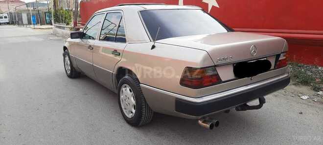 Mercedes E 300 1991, 317,212 km - 3.0 л - Bakı