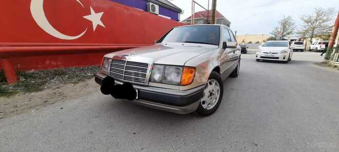 Mercedes E 300 1991, 317,212 km - 3.0 л - Bakı
