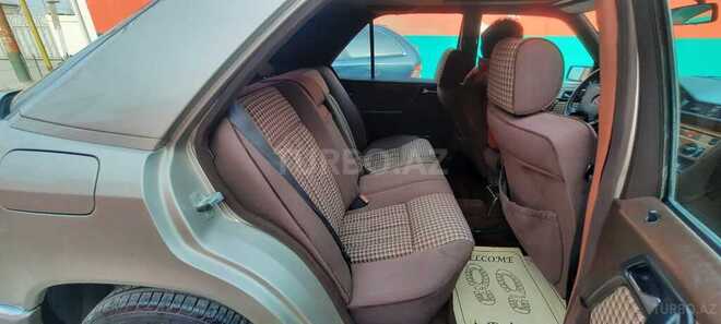 Mercedes E 300 1991, 317,212 km - 3.0 л - Bakı