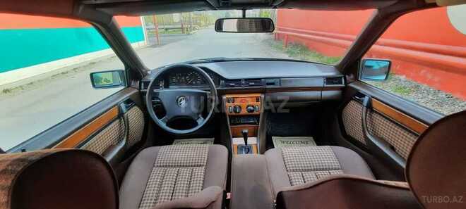 Mercedes E 300 1991, 317,212 km - 3.0 л - Bakı