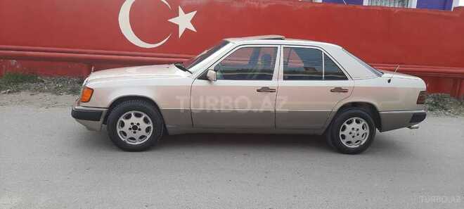 Mercedes E 300 1991, 317,212 km - 3.0 л - Bakı