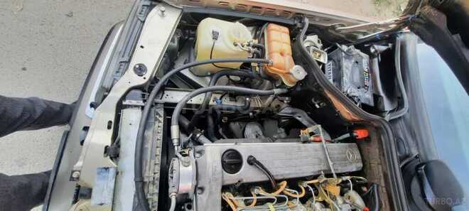 Mercedes E 300 1991, 317,212 km - 3.0 л - Bakı